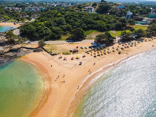 Praia de Setiba Guarapari: Um Refúgio de Beleza Natural